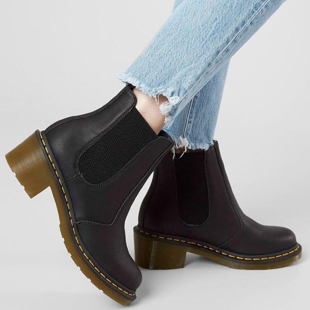 Dr. Martens Cadence Black Leather Heeled Chelsea Pull On Boots Women's Size 7